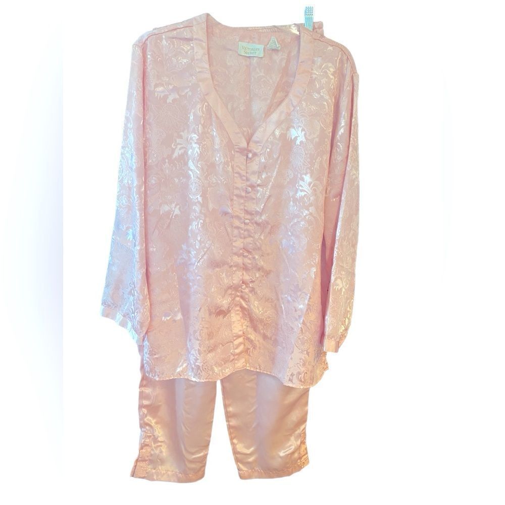 Victoria’s Secret Sz M Vintage Gold Label Soft Pink 2-Piece Button Top Pajamas